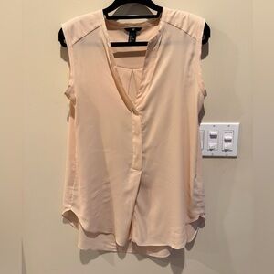 EUC size 12 H&M Sleeveless V-Neck Blouse in Soft Blush